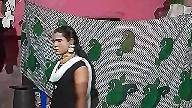 Deshi Bhabhi Crasdresser