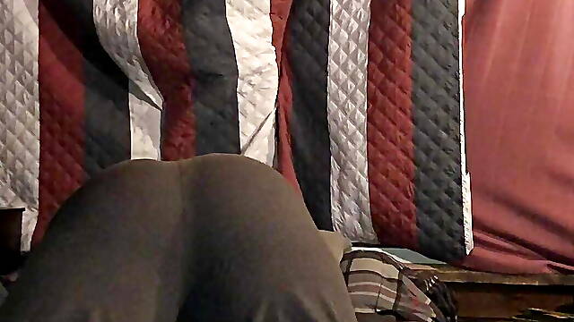 Thick lightskin chub ass