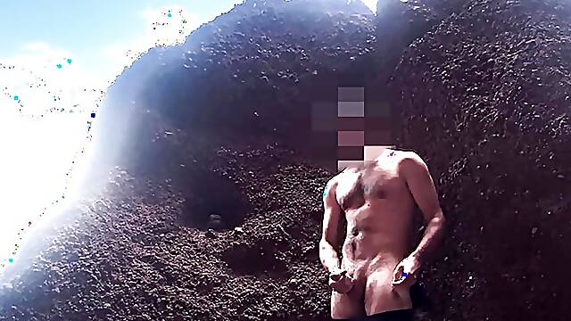 Public masturbating in Canary Island