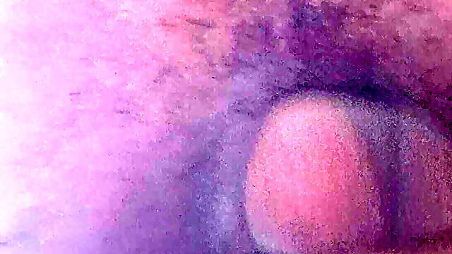 Showing her ass and cumming on your screen