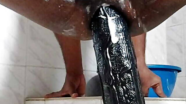 BBC DILDO messy squirt