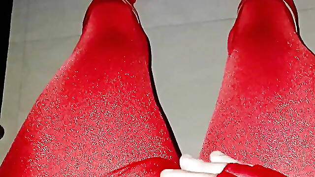 Having fun at home with my Superboy zentai costume