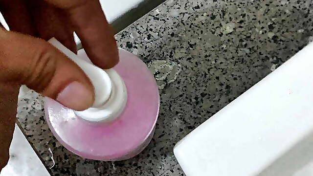 Morning massage with cumshot big dick