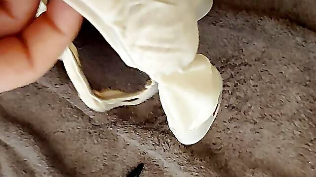 Ejaculation on thong + first time urethra probe in the cock full of cum on her underwear