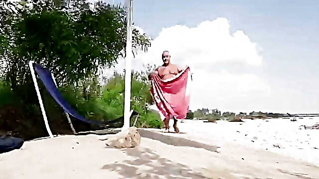 POV#1 a Sunday Afternoon, on the River, with Our Followers on Live Cam