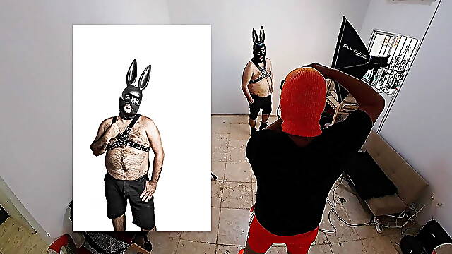 Bunkersex: the Follographer