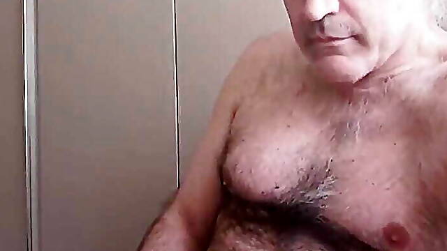 Who Bends Over to Get Fucked in the Ass by My Hard Cock