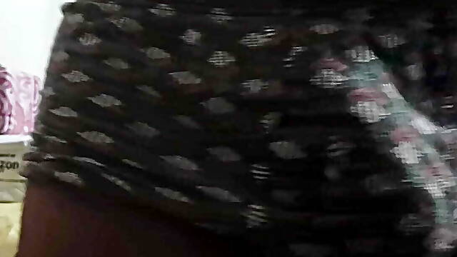 Big black boy desi cock hand job with oiled