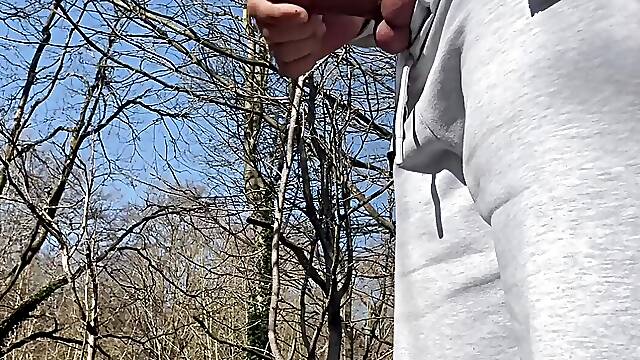 Cruise in the woods, married grandpa sucked my dick and made me cum