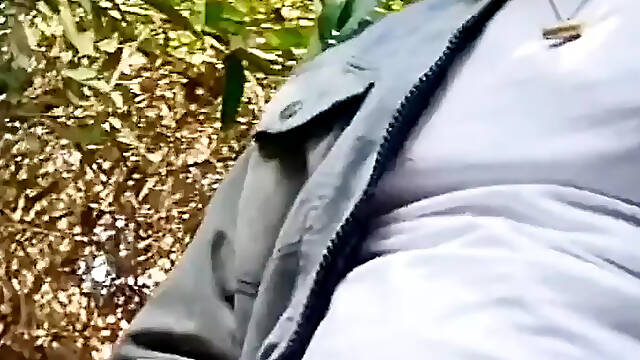 Holi bhabhi ke saath jungle mein lathmar holi #happyholi