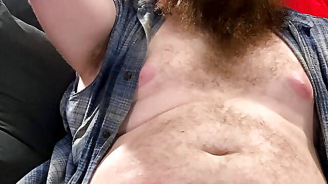 A quick jack, busting some cum