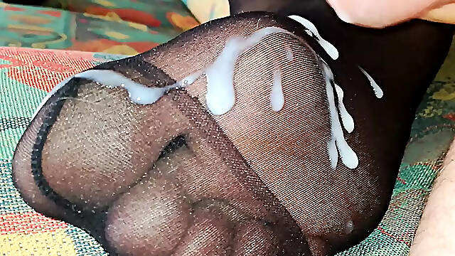Cum on Nylon Feet Close up