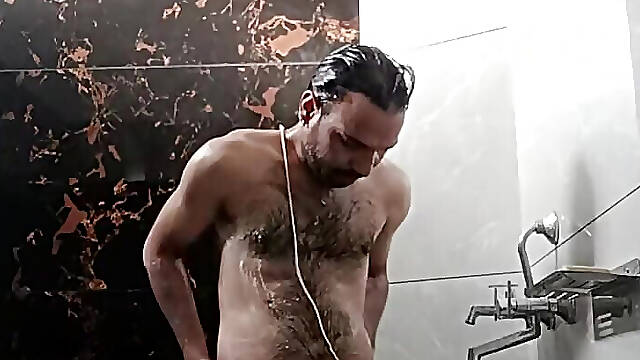 Desi Indian Pakistan daddy sex with friend