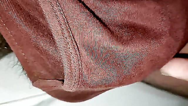Im having fun with my penis while drinking tea.
