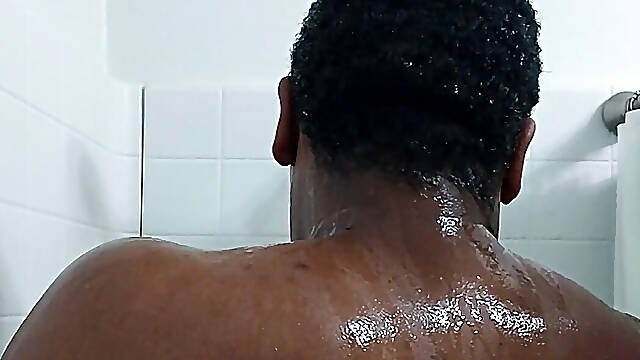 Mitchell Clayton aka Chef Clayton aka Mr. Majic. Clean Dirty Fresh Shower.