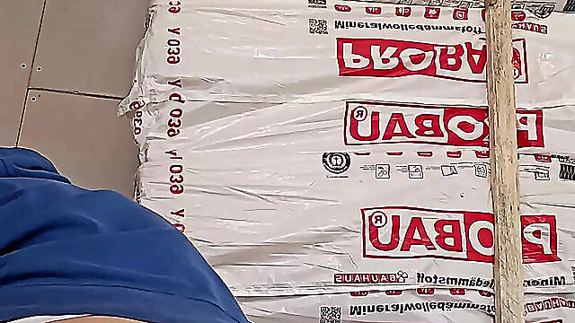 New week, new day, still horny on the construction site