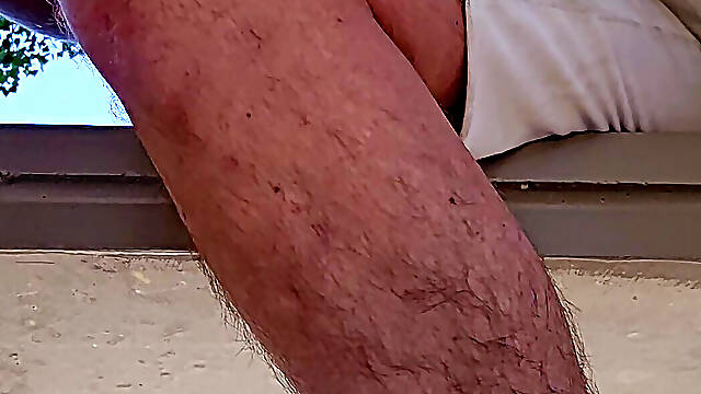 Cumshot at the public park