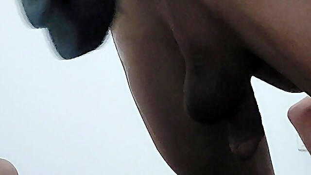 I like to dilate my ass I love huge dildos