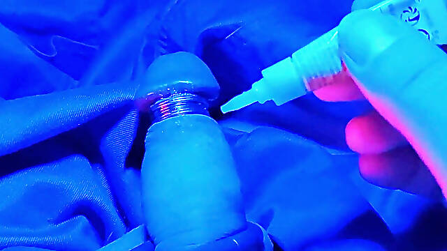 IFOslave super glue the cock rings