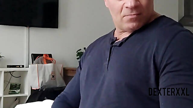 Bodybuilder Friend Get Sucked off.dexterxxl Gay Stepdaddy