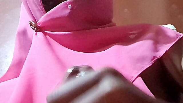 Desi hot crossy cum over her hijab