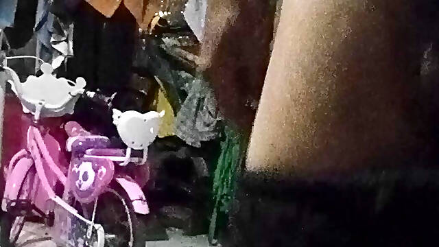 Sange wants to go out