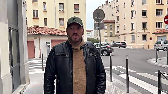 Thomas Pranis fucked raw by top bear XXL