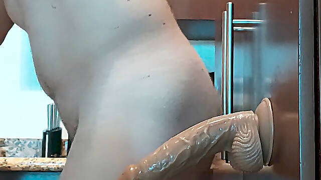 My dildo penetrates me