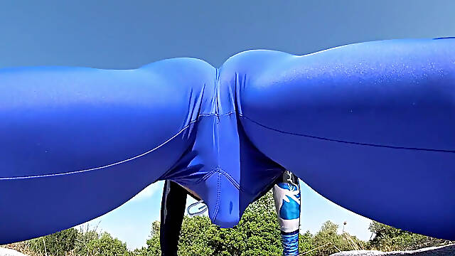 I Cum Without Taking off My Spandex After Getting Horny Working Out in Leggings