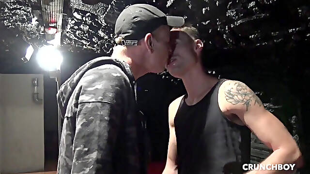 Morgan fucked bareback by bad boy from Paris