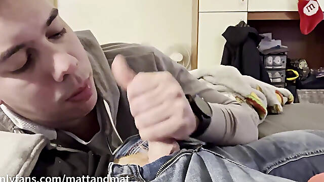 Sucking my boyfriends cock and swallowing all his cum