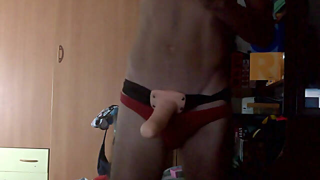 Very good quick striptease