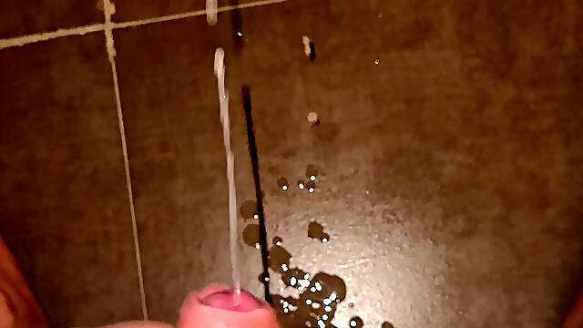 Over 10 ropes of cum, could you swallow everything?