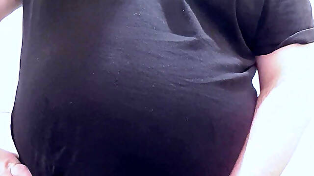 Bear smoking and taking a long piss