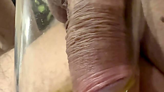 Peeing in a cup - warm piss