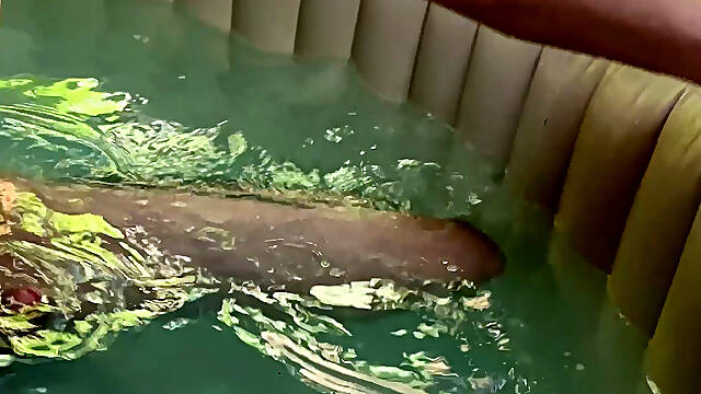 BeENJoY - my hotel neighbor sees me naked on the terrace, it makes me want to so that he watches me