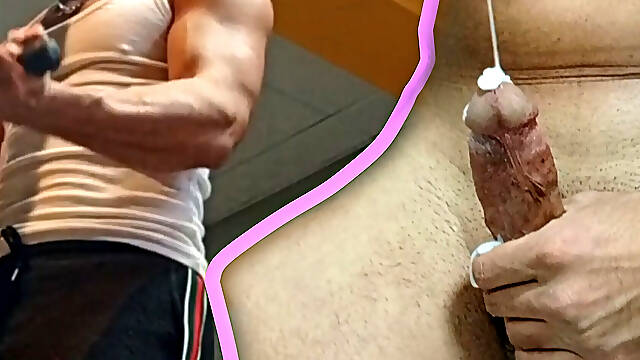 I Fantasized About the Girl in the Gym and Ejaculated