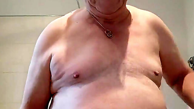 Hurt on tits and nipples