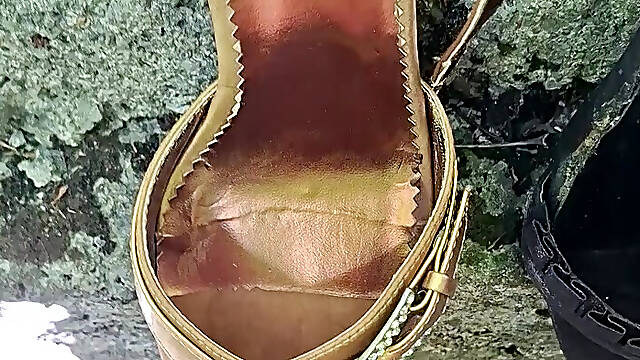 Cum on shoes