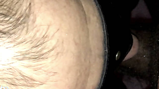 After sucking his well, the straight male will give his semen as a reward to YopLover