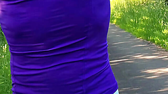 Skinny boy is Jogging in tight Leggings in public. Risky full naked, Only wearing my cockring.