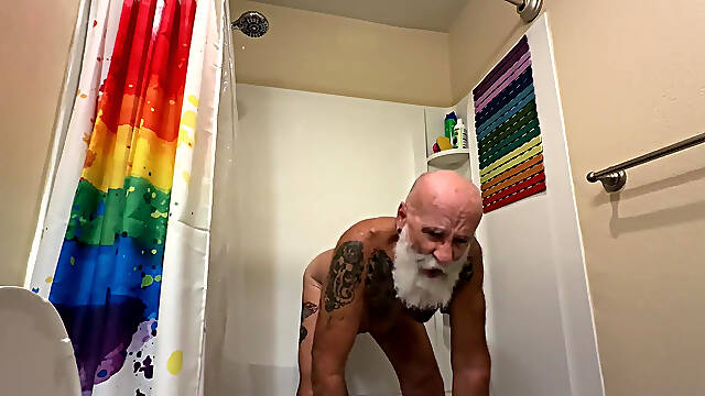 My Ever-ready Shower Buddy