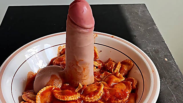 I Piss in My Dinner and I End up Cumming