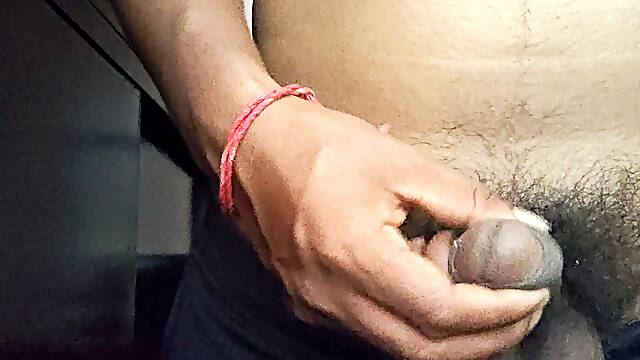 Handjob bathroom mein jakar hath now hai
