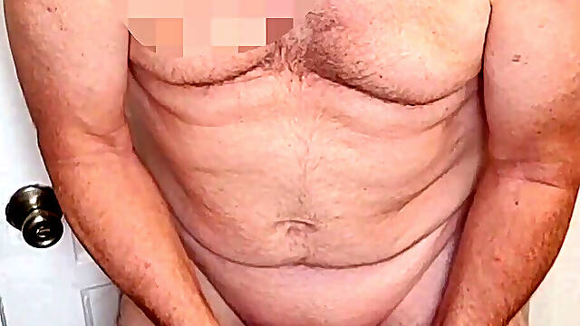 Masturbation demo: Masturbating with a juice bottle + eating my own cum