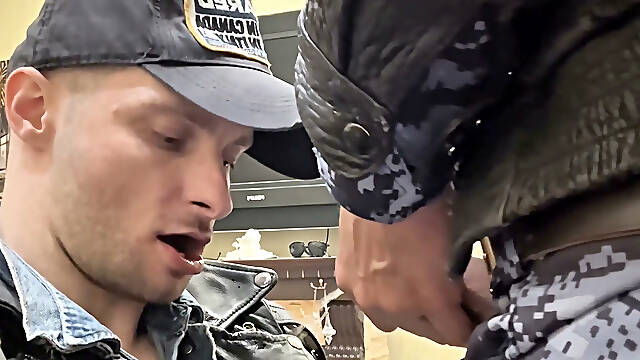 Kinkysirius Was Arrested by Cop Again