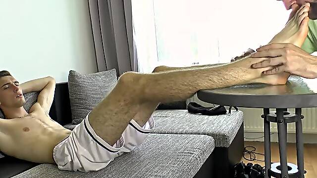 Foot worhip Ukrain Guy