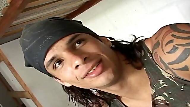 Algerian babe enjoys outdoor anal fun in multiple languages!