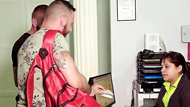 Licking booty, giving head, and hairy action with a mature hunk