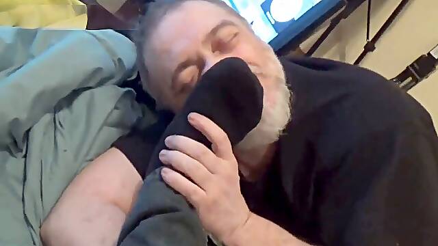 Extraordinary odorous Socks outworn 17 days for nasty faggot to worship Evil Red Verbal Str8Thug